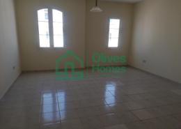 Studio - 1 bathroom for rent in France Cluster - International City - Dubai