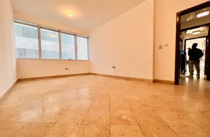 Apartment - 2 Bedrooms - 2 Bathrooms for rent in Hamdan Street - Abu Dhabi