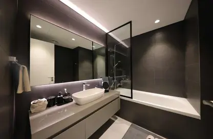 Bathroom image for: Apartment - 3 Bedrooms - 4 Bathrooms for sale in Nasaq 6 - Aljada - Sharjah, Image 1