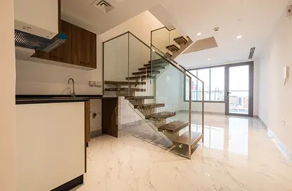 Stairs image for: Duplex - 2 Bedrooms - 2 Bathrooms for sale in Oasis 2 - Oasis Residences - Masdar City - Abu Dhabi, Image 1