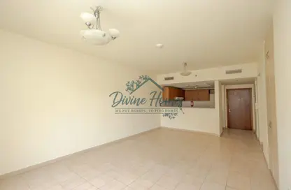 Apartment - 2 Bedrooms - 2 Bathrooms for rent in building  5 - Badrah - Dubai Waterfront - Dubai
