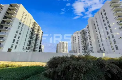 Apartment - 1 Bedroom - 1 Bathroom for rent in Waters Edge - Yas Island - Abu Dhabi