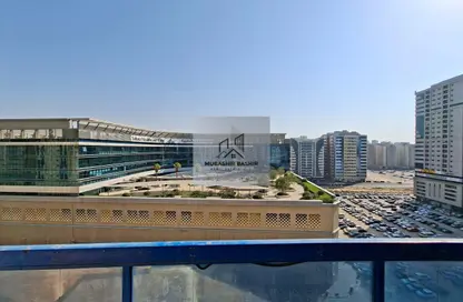 Apartment - 2 Bedrooms - 2 Bathrooms for rent in Al Nahda Complex - Al Nahda - Sharjah