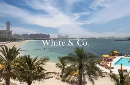 Apartment - 1 Bedroom - 1 Bathroom for rent in Azure Residences - Palm Jumeirah - Dubai