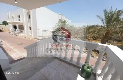 Villa - 5 Bedrooms - 6 Bathrooms for rent in Al Khabisi - Al Ain