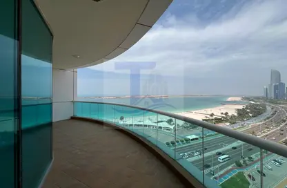 Duplex - 4 Bedrooms - 6 Bathrooms for rent in Corniche Road - Abu Dhabi