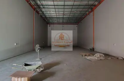 مستودع - استوديو - 1 حمام للايجار في السجع إس - الصجعة - الشارقة