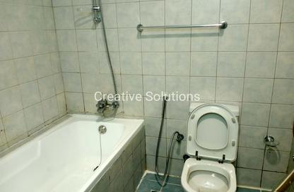 Apartment - Studio - 1 Bathroom for rent in The Gardens Buildings - The Gardens - Dubai