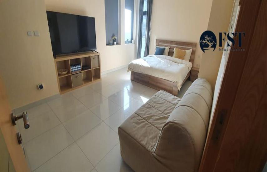 Apartment for Rent in Executive Bay A Studio Fully Furnished Vacant