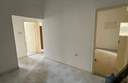 Apartment - 1 Bedroom - 1 Bathroom for rent in Al Butina 9 Building - Al Butina - Sharjah