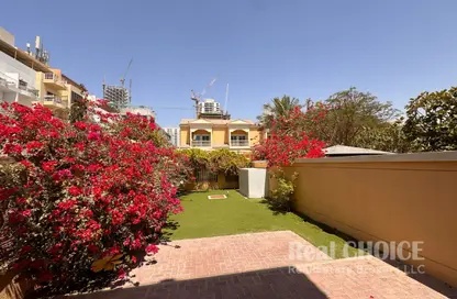 Townhouse - 1 Bedroom - 2 Bathrooms for rent in District 12V - Jumeirah Village Circle - Dubai