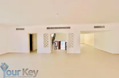 Villa - 6 Bedrooms - 7 Bathrooms for rent in Al Khalidiya - Abu Dhabi Villa - 6 Bedrooms - 7 Bathrooms for rent in Al Khalidiya - Abu Dhabi