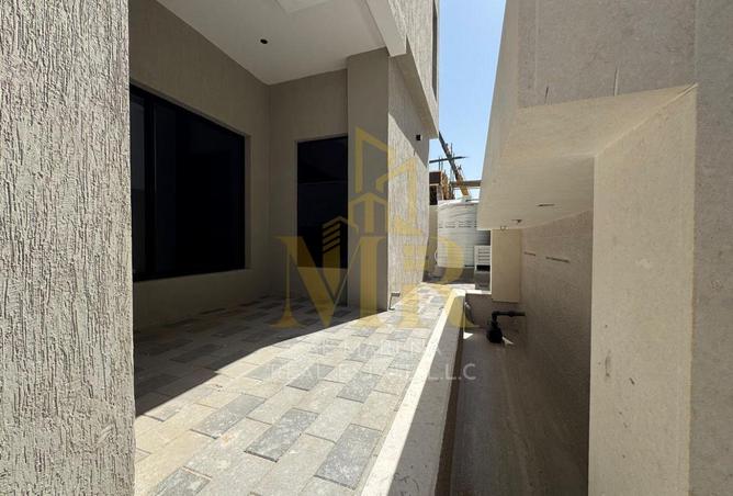 16002162 - Property Image 3