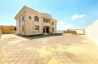 Villa - 4 Bedrooms - 7 Bathrooms for rent in Al Owainah - Falaj Hazzaa - Al Ain