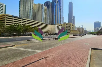 Retail - Studio - 1 Bathroom for rent in Garden City 2 - Jumeirah Garden City - Al Satwa - Dubai