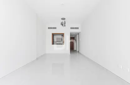 شقة - 2 غرف نوم - 3 حمامات للايجار في برج المستقبل - الخليج التجاري - دبي