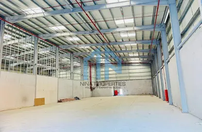 مستودع - استوديو للايجار في القوز الصناعية 3 - القوز الصناعية - القوز - دبي