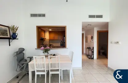 Apartment - 1 Bedroom - 2 Bathrooms for sale in The Links Canal Apartments - The Links - The Views - Dubai