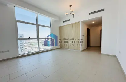 Apartment - 2 Bedrooms - 4 Bathrooms for rent in Al Barsha 1 - Al Barsha - Dubai