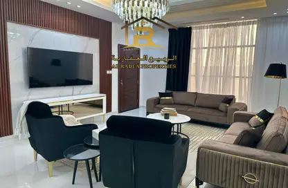 Living Room image for: Villa - 4 Bedrooms - 5 Bathrooms for rent in Al Yasmeen 1 - Al Yasmeen - Ajman, Image 1