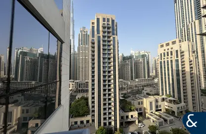 Apartment - 1 Bedroom - 2 Bathrooms for sale in Bahwan Tower Downtown - Downtown Dubai - Dubai