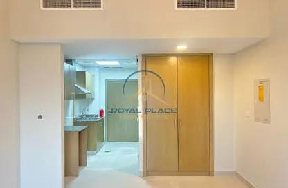 Apartment - 1 Bedroom - 1 Bathroom for rent in City Compass Living - Dubai Investment Park (DIP) - Dubai