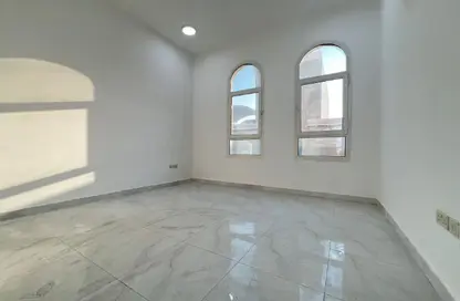 Apartment - 3 Bedrooms - 3 Bathrooms for rent in Madinat Al Riyad - Abu Dhabi