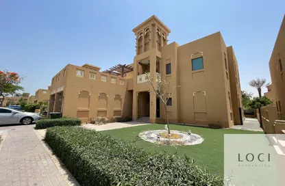 فيلا - 3 غرف نوم - 4 حمامات للايجار في فيلات طراز دبي - القرية الشمالية - الفرجان - دبي