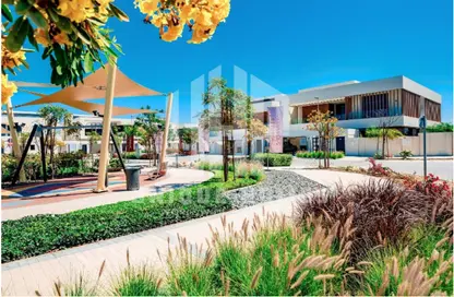 Villa - 4 Bedrooms - 5 Bathrooms for sale in West Yas - Yas Island - Abu Dhabi