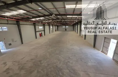 Warehouse - Studio - 2 Bathrooms for rent in Umm Al Thuoob - Umm Al Quwain