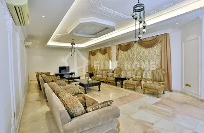 مجمع سكني - 8 غرف نوم - 8 حمامات للبيع في مدينة محمد بن زايد - أبوظبي