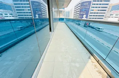 Apartment - 4 Bedrooms - 4 Bathrooms for rent in Silver Sands 2 - Mankhool - Bur Dubai - Dubai