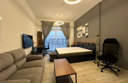 Apartment - Studio - 1 Bathroom for rent in Oxford Residence 2 - Jumeirah Village Circle - Dubai