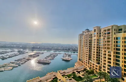 Apartment - 2 Bedrooms - 2 Bathrooms for sale in Marina Residences 1 - Marina Residences - Palm Jumeirah - Dubai