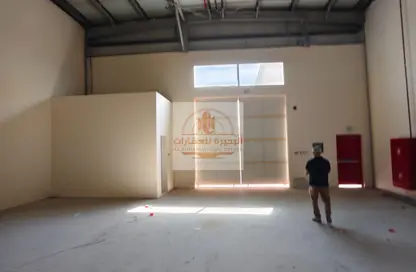 Warehouse - Studio - 1 Bathroom for rent in Al Sajaa S - Al Sajaa - Sharjah