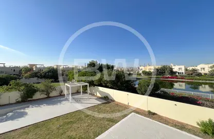 Villa - 5 Bedrooms - 6 Bathrooms for sale in Meadows 9 - Meadows - Dubai