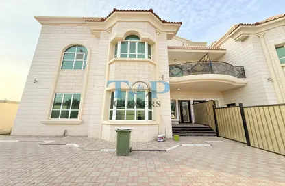 Apartment - 3 Bedrooms - 4 Bathrooms for rent in Al Habooy - Al Markhaniya - Al Ain