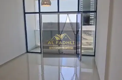 Apartment - 1 Bedroom - 2 Bathrooms for rent in Gate Tower 1 - Musheiref - Ajman