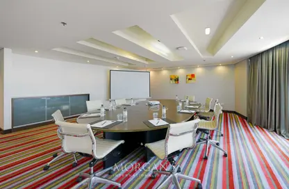 مكتب - استوديو للايجار في فندق أم داون تاون من ميلينيوم - الخليج التجاري - دبي