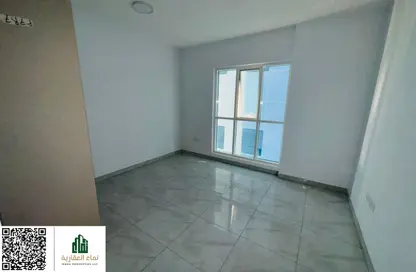 شقة - 2 غرف نوم - 2 حمامات للايجار في برج الكورنيش - طريق كورنيش عجمان - عجمان