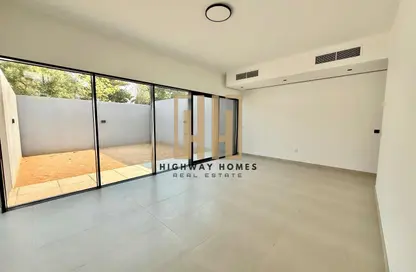 تاون هاوس - 2 غرف نوم - 4 حمامات للايجار في روبينيا - مسار - تلال سيتي - الشارقة