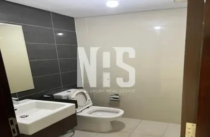 Apartment - 1 Bedroom - 2 Bathrooms for sale in Marina Blue Tower - Marina Square - Al Reem Island - Abu Dhabi