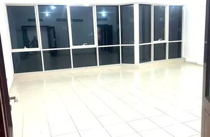 Apartment - 3 Bedrooms - 4 Bathrooms for rent in Corniche Road - Abu Dhabi