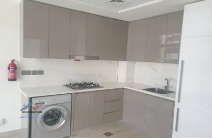 Kitchen image for: Apartment - 1 Bedroom - 1 Bathroom for rent in Azizi Riviera 23 - Meydan One - Meydan - Dubai, Image 1