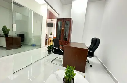 Office Space - Studio - 1 Bathroom for rent in Red Avenue - Al Garhoud - Dubai
