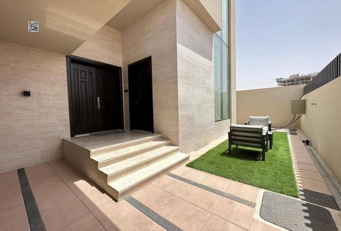 16006768 - صورة العقار 3