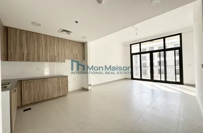 Apartment - 2 Bedrooms - 2 Bathrooms for sale in Parkviews - Town Square - Dubai