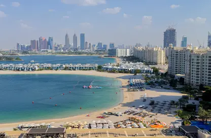 Apartment - 1 Bedroom - 2 Bathrooms for rent in Amber - Tiara Residences - Palm Jumeirah - Dubai