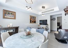 Living / Dining Room image for: Villa - 2 bedrooms - 2 bathrooms for sale in Springs 14 - The Springs - Dubai, Image 1