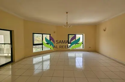 Villa - Studio - 4 Bathrooms for rent in Al Manara - Dubai